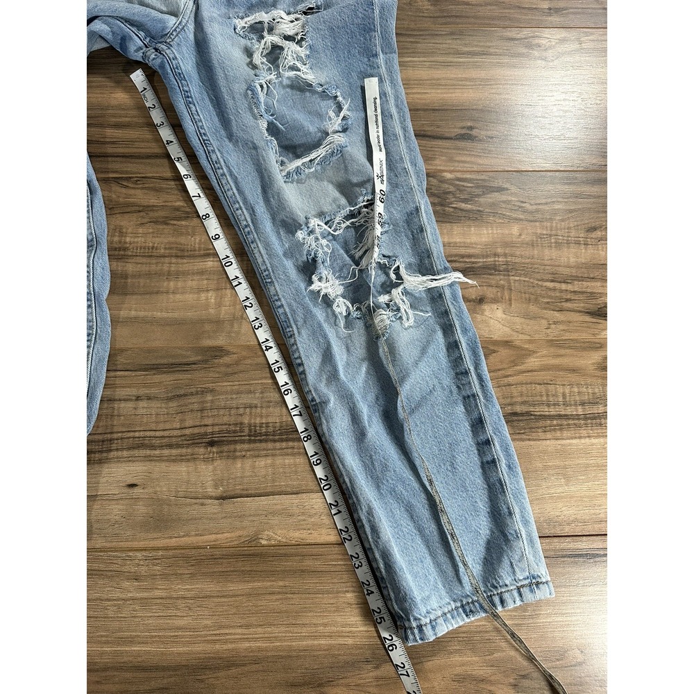Aeropostale Women's Size 6 Mom Jeans Distressed Blue Light Wash Raw High Rise - Picture 2 of 10